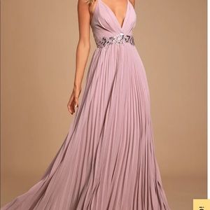 LuLu’s “LOVING YOU FOREVER” Pleated Maxi Dress 💜